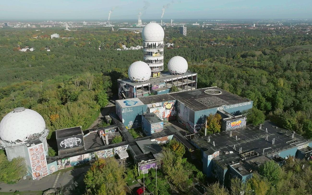 Lost Places und Spionage-Ruinen: Der morbide Charme des Teufelsbergs