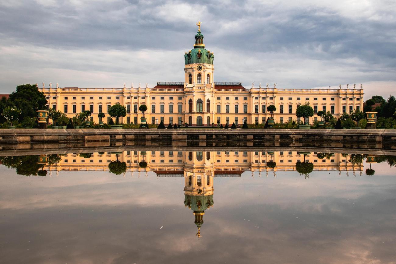 Schloss Charlottenburg: Barocker Glanz und weitläufige Gärten im Westen