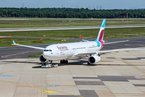 Vom Flughafen in die City: So kommst du schnell und günstig vom DUS ins Zentrum