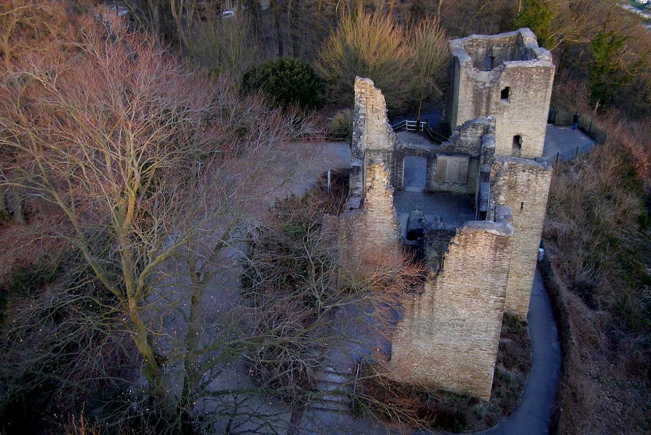 Hohensyburg: Ruinen, Spielbank und der beste Weitblick über das Ruhrtal