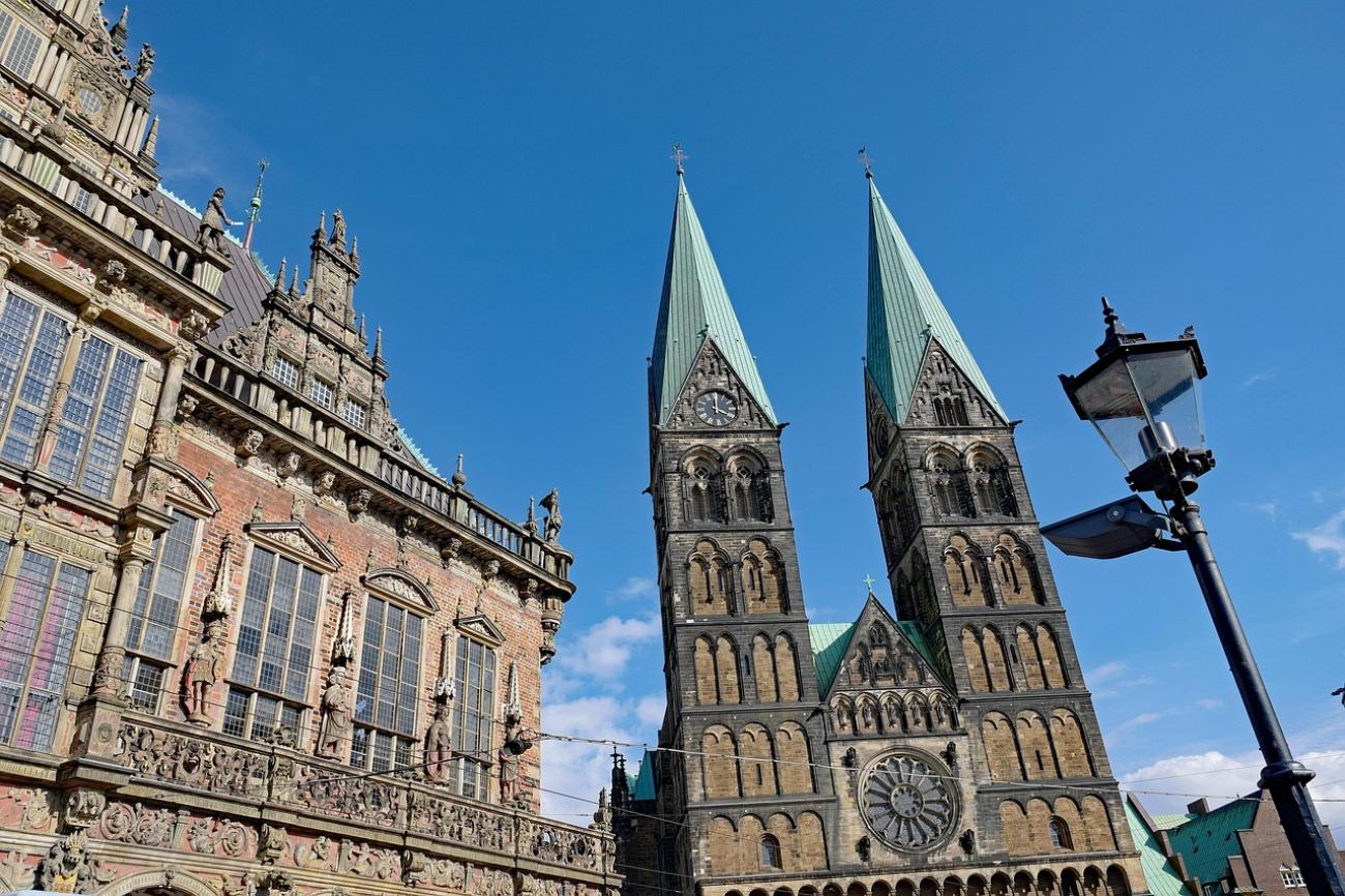 Der St. Petri Dom: Krypten, Mumien und der Aufstieg über die Dächer der Stadt