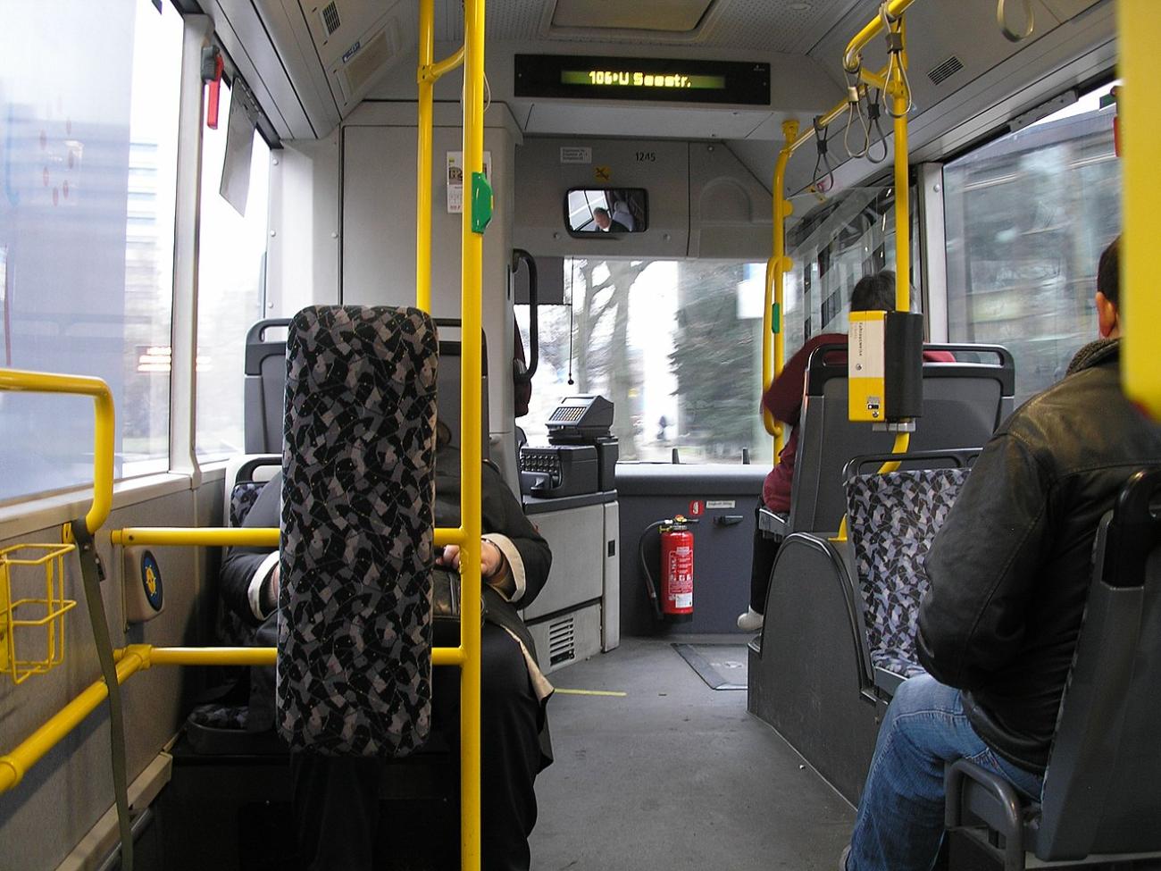 Sightseeing für Sparfüchse: Die große Stadtrundfahrt mit dem 100er Bus